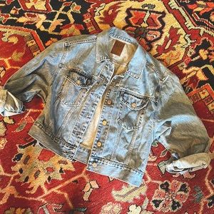 Gap Icon Oversized denim jacket lighter wash excellent condition